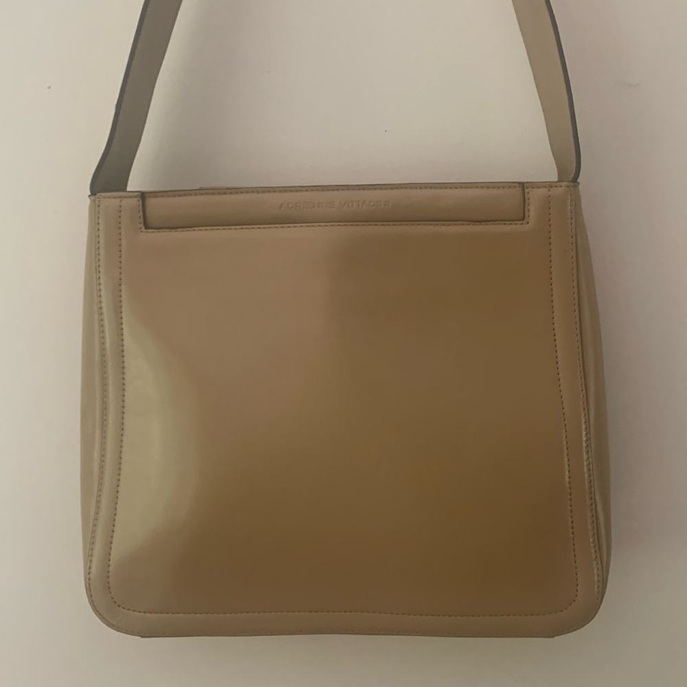 Adrienne Vittadini tan smooth leather shoulder bag